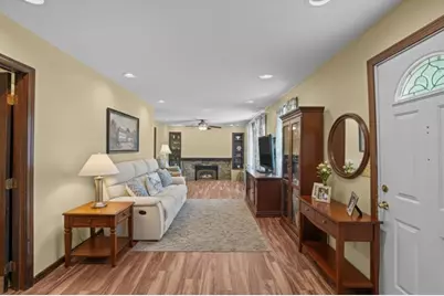 19 Keller Ave, Swansea, MA 02777 - Photo 2