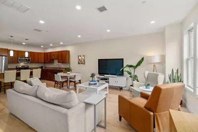 371 Maverick St #2, Boston, MA 02128 - Photo 4