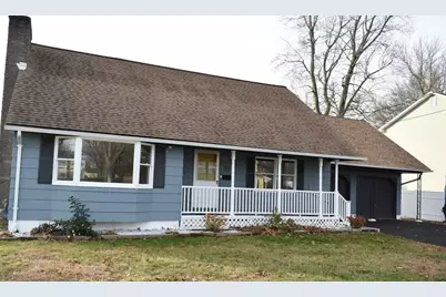 87 Clarendon Ave, Chicopee, MA 01013 - Photo 6