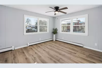 87 Clarendon Ave, Chicopee, MA 01013 - Photo 14