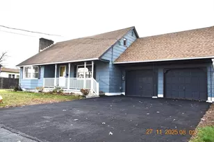 87 Clarendon Ave, Chicopee, MA 01013 - Photo 4