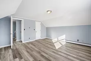 87 Clarendon Ave, Chicopee, MA 01013 - Photo 32