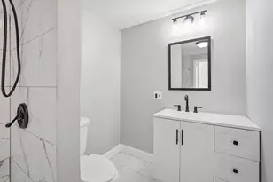 87 Clarendon Ave, Chicopee, MA 01013 - Photo 26