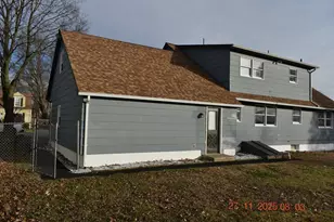 87 Clarendon Ave, Chicopee, MA 01013 - Photo 8