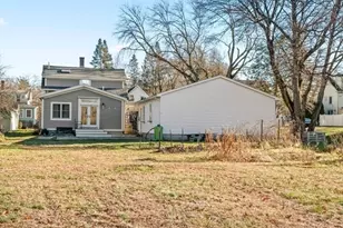 1828 Main St, Concord, MA 01742 - Photo 32