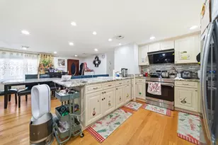 29 Joseph Rd, Braintree, MA 02184 - Photo 4