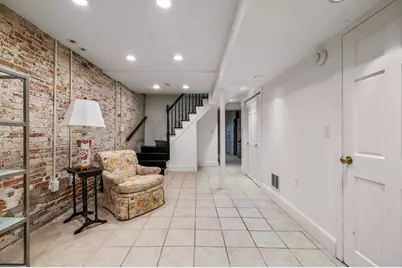 22 Joy Street, Boston, MA 02114 - Photo 32