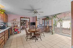 186 8 Lots Rd, Sutton, MA 01590 - Photo 8