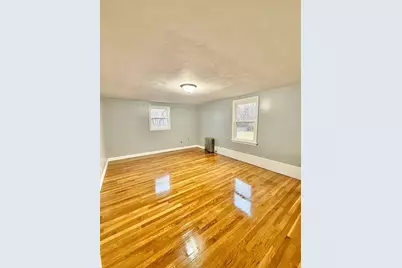 377 Wilbraham St #1, Palmer, MA 01069 - Photo 8