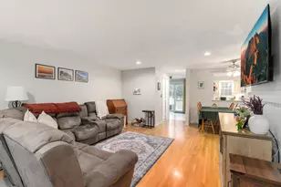 585 Turnpike St, Easton, MA 02356 - Photo 4