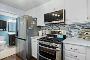 20 Woodland Dr, Lowell, MA 01852 - Photo 12