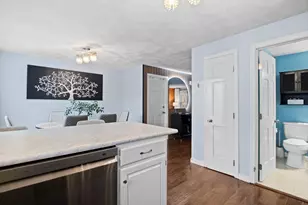 20 Woodland Dr, Lowell, MA 01852 - Photo 14