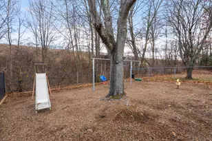 56 Arnold Ave, Lowell, MA 01852 - Photo 22