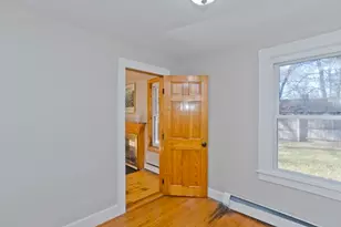8 Summit Dr, Palmer, MA 01069 - Photo 16