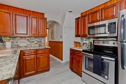 8 Summit Dr, Palmer, MA 01069 - Photo 4