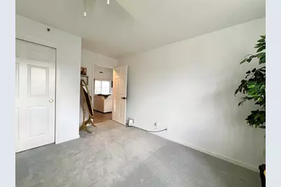 74 Tennis Plaza Rd #34, Dracut, MA 01826 - Photo 14