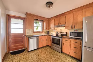 102 Alandale Ave, Brockton, MA 02301 - Photo 10