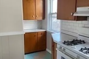 149 Wood St, New Bedford, MA 02745 - Photo 10