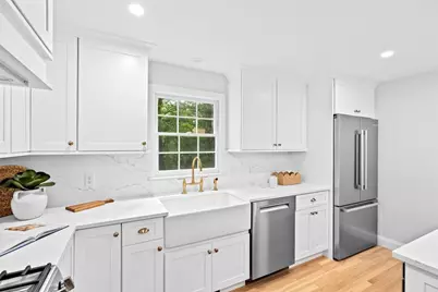 14 Spring Street, Hingham, MA 02043 - Photo 8