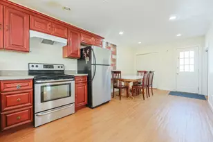 35 Miller Stile Rd, Quincy, MA 02169 - Photo 12