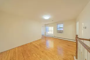 1026 Chestnut St, Newton, MA 02464 - Photo 12