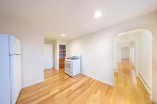 1026 Chestnut St, Newton, MA 02464 - Photo 2