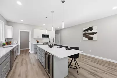 287 Whitney Ave, Holyoke, MA 01040 - Photo 14