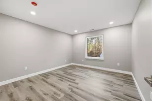 287 Whitney Ave, Holyoke, MA 01040 - Photo 32