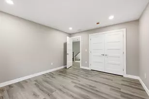 287 Whitney Ave, Holyoke, MA 01040 - Photo 34