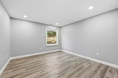 287 Whitney Ave, Holyoke, MA 01040 - Photo 30