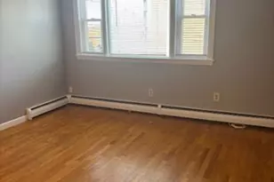 193 Snell St, Fall River, MA 02721 - Photo 4