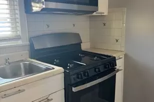 193 Snell St, Fall River, MA 02721 - Photo 12