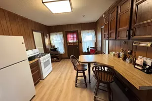 262 Oak Hill Rd, Fitchburg, MA 01420 - Photo 2