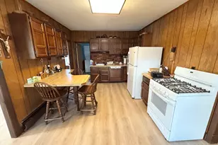 262 Oak Hill Rd, Fitchburg, MA 01420 - Photo 4