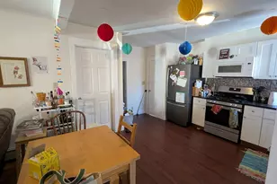 14 Market St, Cambridge, MA 02139 - Photo 2