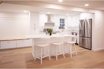 14 Bartlett St, Oxford, MA 01540 - Photo 2