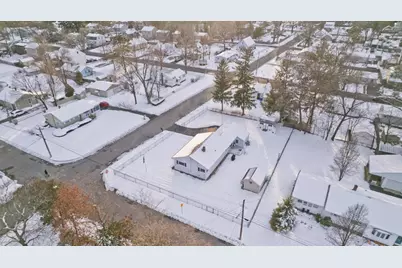 68 Hamilton St, Springfield, MA 01119 - Photo 32