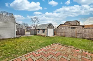 31 Mills Ave, Revere, MA 02151 - Photo 36