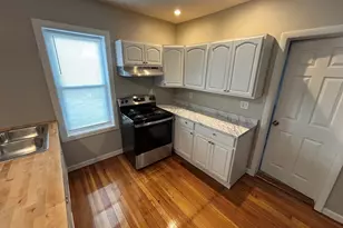 75 Ferry, Chicopee, MA 01020 - Photo 2