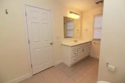 132 Howe St #B, Natick, MA 01760 - Photo 10