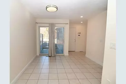 132 Howe St #B, Natick, MA 01760 - Photo 12