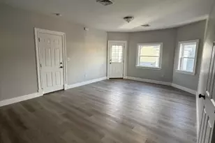 72 Belmont, Fall River, MA 02720 - Photo 4