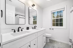 48 Walnut St, Douglas, MA 01516 - Photo 20