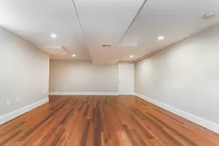 71 Wyvern St, Boston, MA 02131 - Photo 18