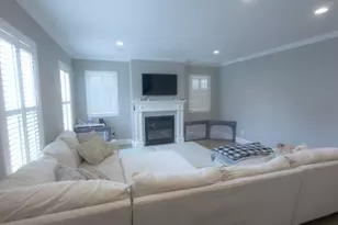 71 Wyvern St, Boston, MA 02131 - Photo 8