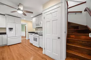1045 Adams St, Boston, MA 02124 - Photo 14