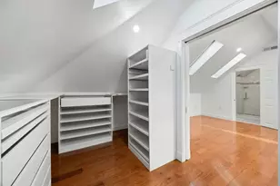 1045 Adams St, Boston, MA 02124 - Photo 30