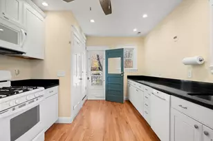 1045 Adams St, Boston, MA 02124 - Photo 10