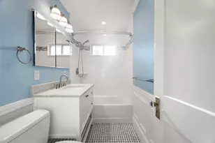 1045 Adams St, Boston, MA 02124 - Photo 18