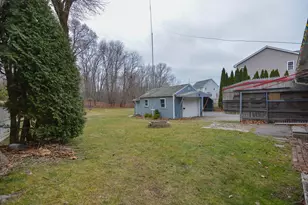 82 Lowell St, Woburn, MA 01801 - Photo 8